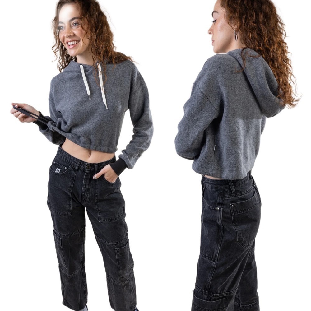Feat Women's BlanketBlend Cropped Hoodie in HazyBlack Grey Size XS